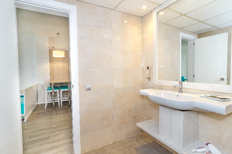 سوییت اجرایی, Hôtel De Sers Champs Elysées Paris