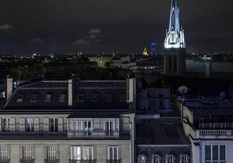 سوییت, Hôtel De Sers Champs Elysées Paris