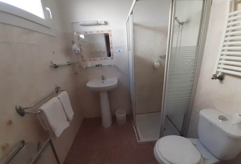 חדר סטנדרט, Du Tricastin