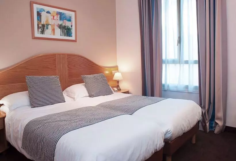 Quarto standard, Esprit D Azur