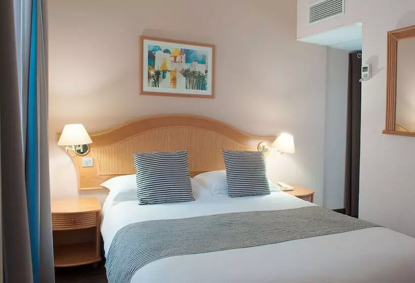 Quarto standart individual, Esprit D Azur