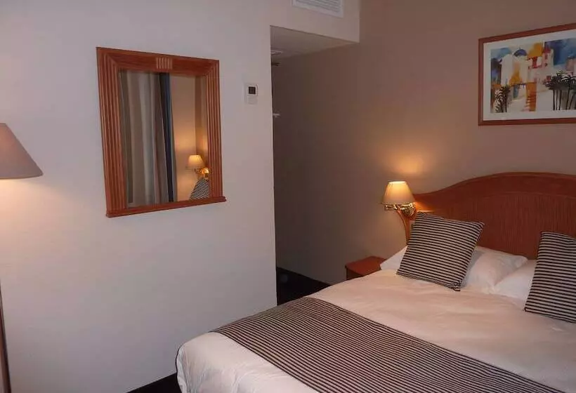 Quarto standart individual, Esprit D Azur
