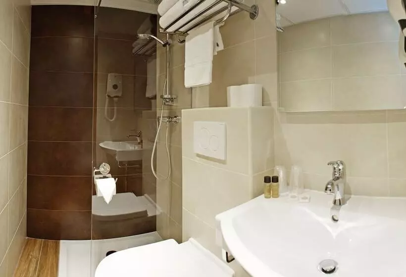 Quarto standart individual, Esprit D Azur
