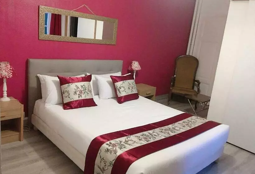 スタンダードルーム, Hostellerie Des Voyageurs