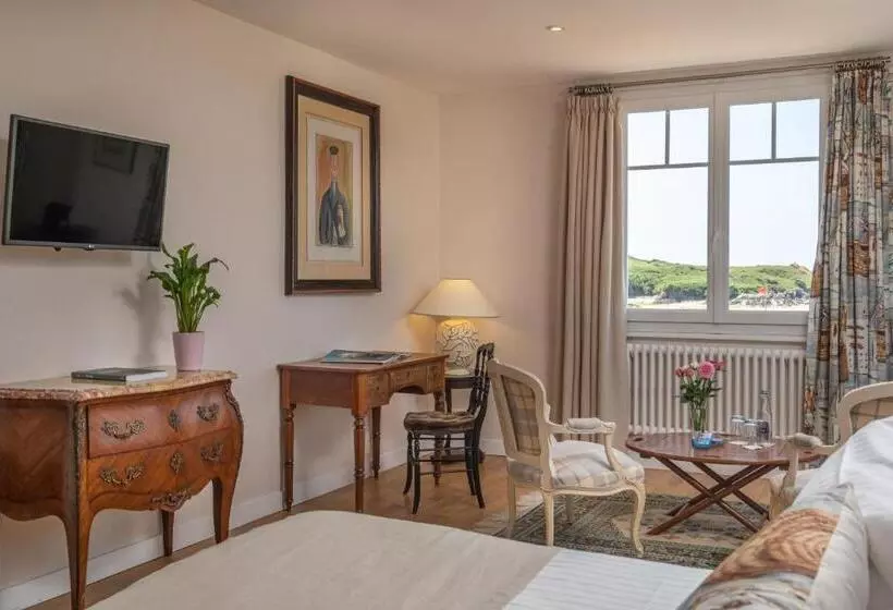 オーシャンビュースーペリアールーム, Hôtel De La Plage