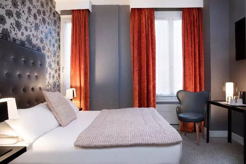 クラシックルーム, Hôtel Plaza étoile