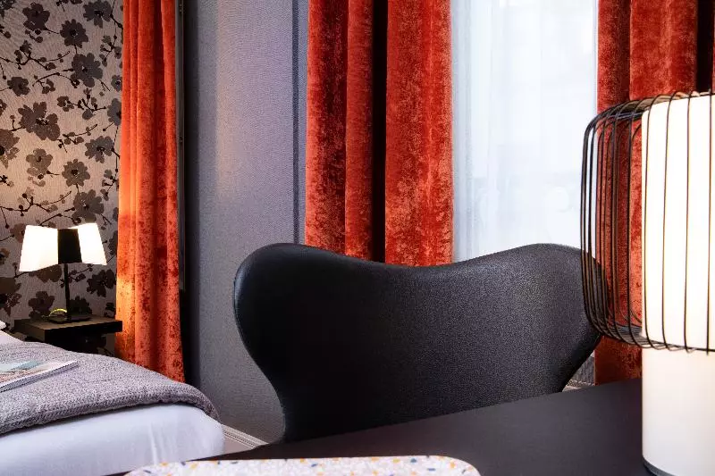クラシックルーム, Hôtel Plaza étoile