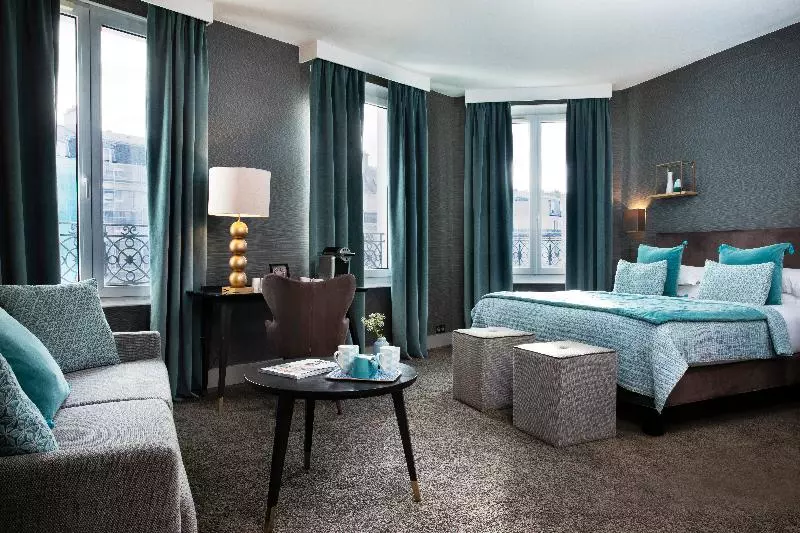 デラックスルーム, Hôtel Plaza étoile
