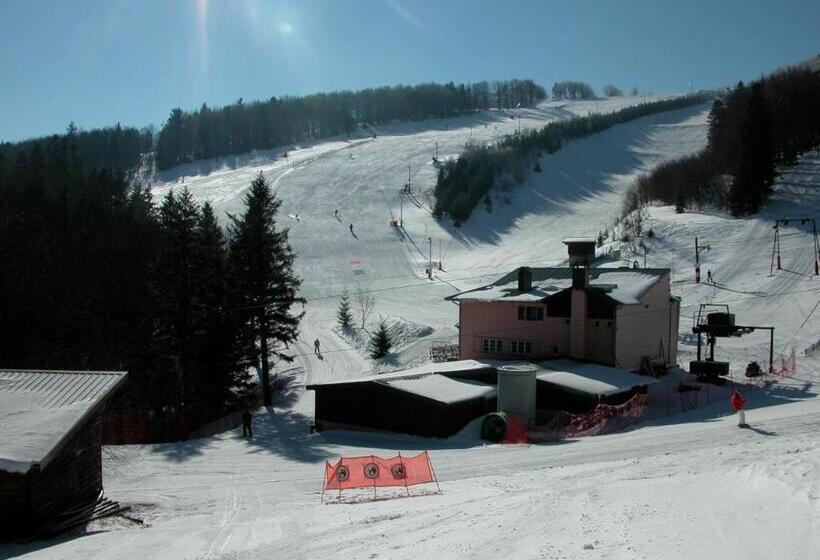 スタンダードルーム, Hôtel Restaurant Wolf