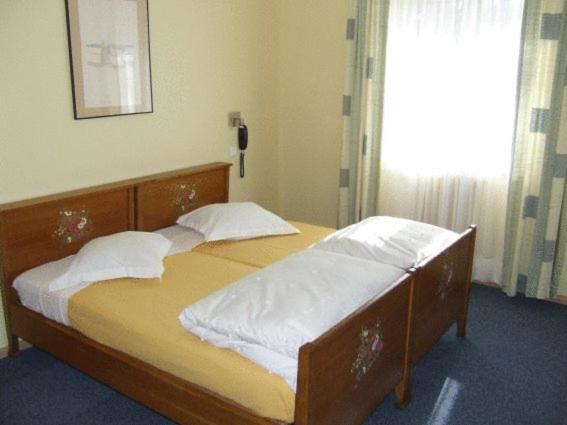 スタンダードルーム, Hôtel Restaurant Wolf