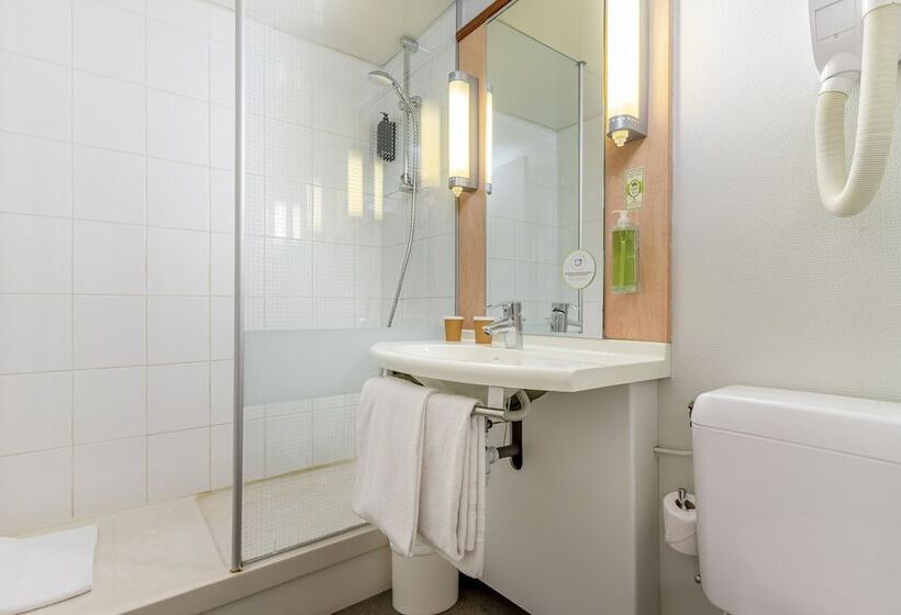 חדר סטנדרט, B&B HOTEL Marseille Centre Vieux PortIbis Marseille Centre Vieux Port