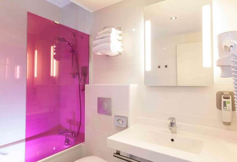 Номер Стандарт, Ibis Styles Saumur Gare Centre