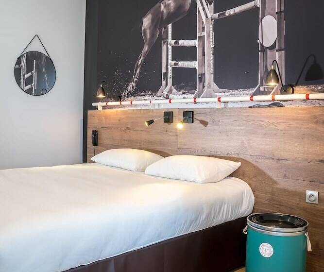 Номер Стандарт, Ibis Styles Saumur Gare Centre