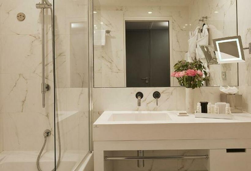 プレミアムルーム, Le 7 Eiffel Hotel By Malone