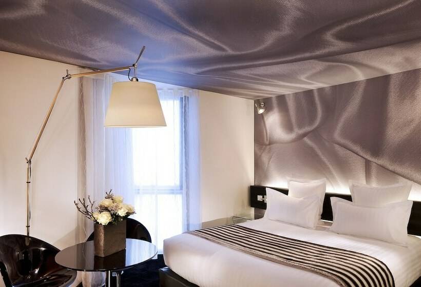 プレミアムルーム, Le 7 Eiffel Hotel By Malone