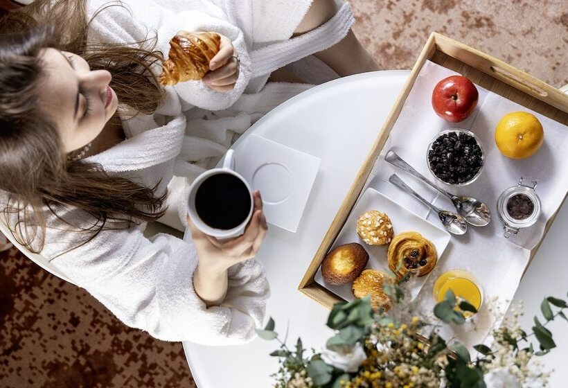 ファミリールーム, Le 7 Eiffel Hotel By Malone