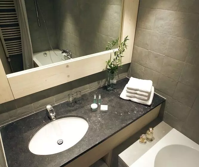 Comfort Værelse, Le Ski d'Or