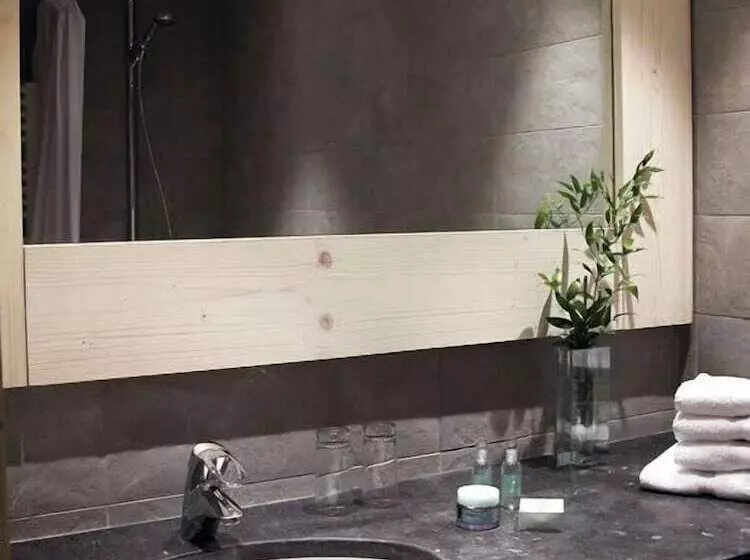 Comfort Værelse, Le Ski d'Or