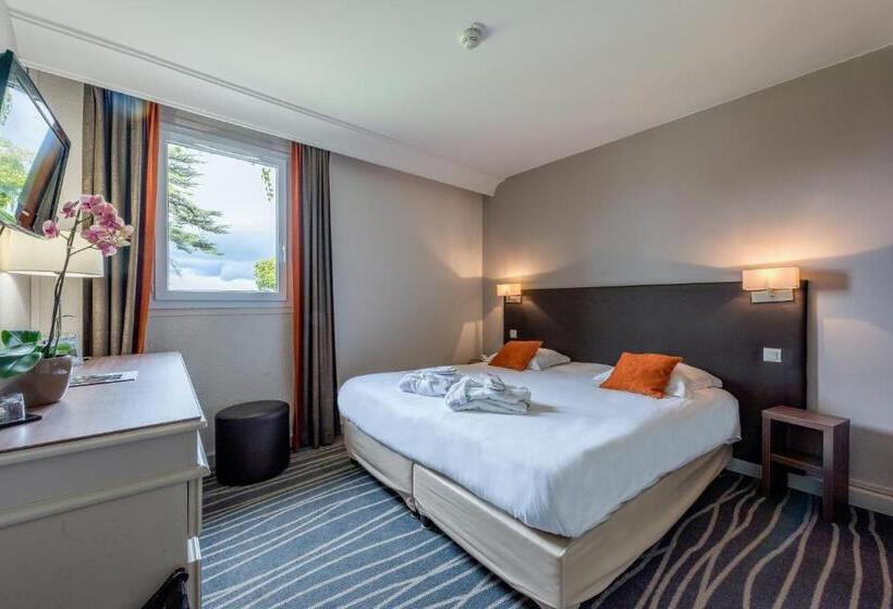 高级大房间, Logis Hôtels  Hôtel Et Restaurant Domaine De Fompeyre