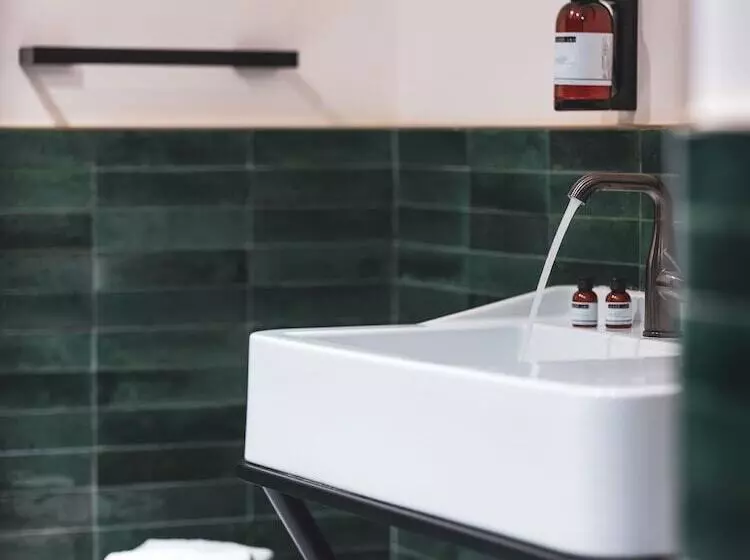 اتاق استاندارد, Maisons Du Monde Hôtel & Suites La Rochelle Vieux Port