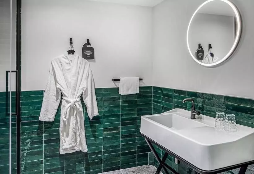 سوئیت جونیور با چشمانداز, Maisons Du Monde Hôtel & Suites La Rochelle Vieux Port