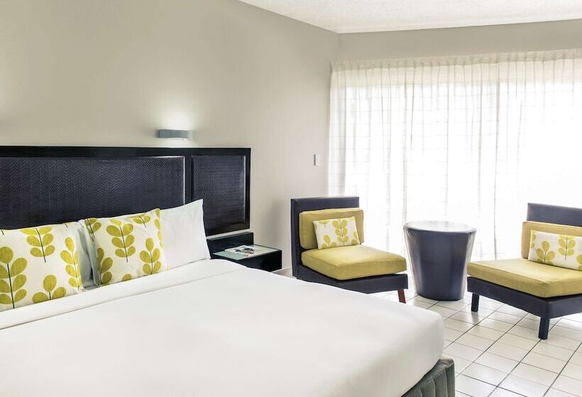 Номер Deluxe, Mercure Nadi