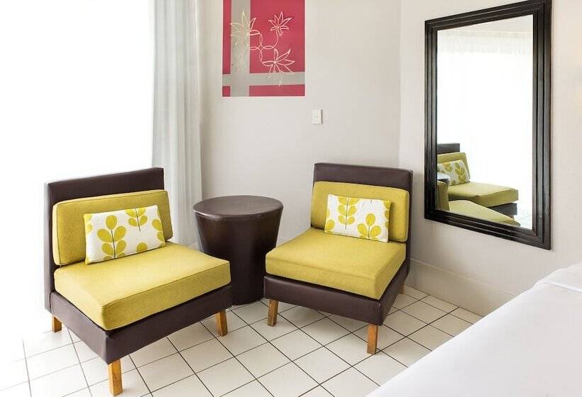 디럭스 룸, Mercure Nadi