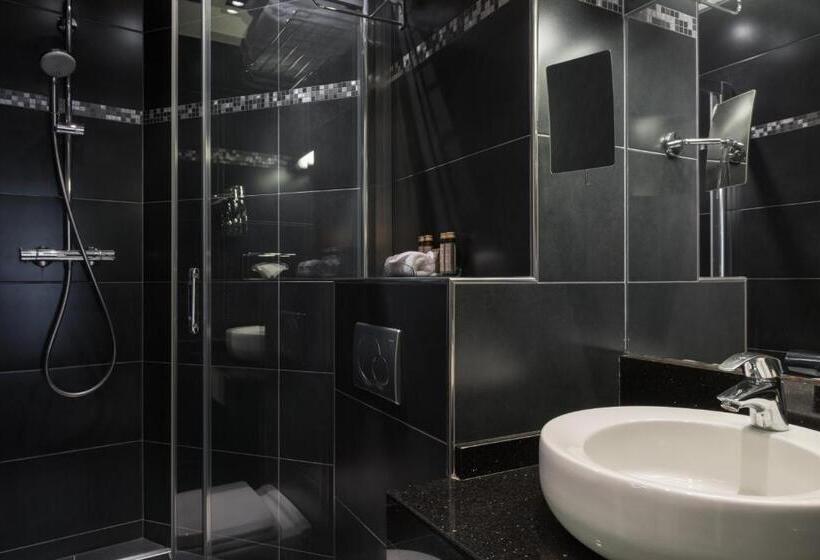 Quarto Estandar, Neuilly Park
