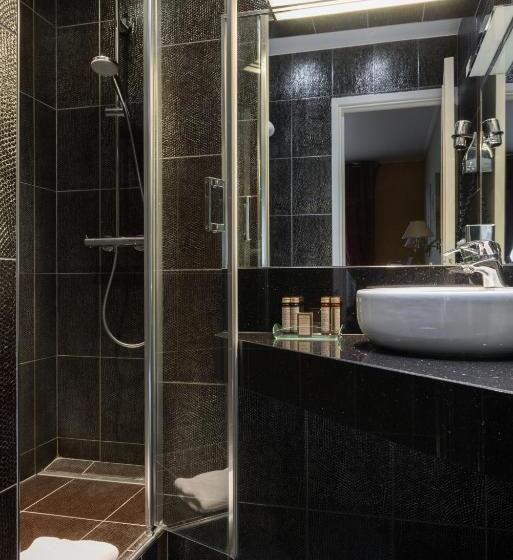 Quarto Estandar, Neuilly Park