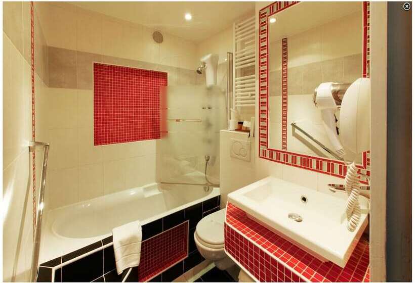 スーペリアールーム, Poussin