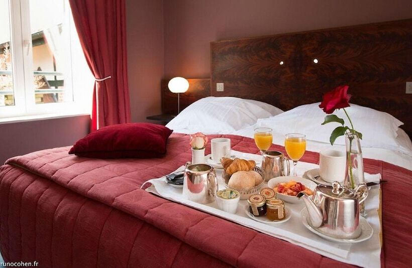 Полулюкс, Hôtel & Restaurant Le Relais D Aumale