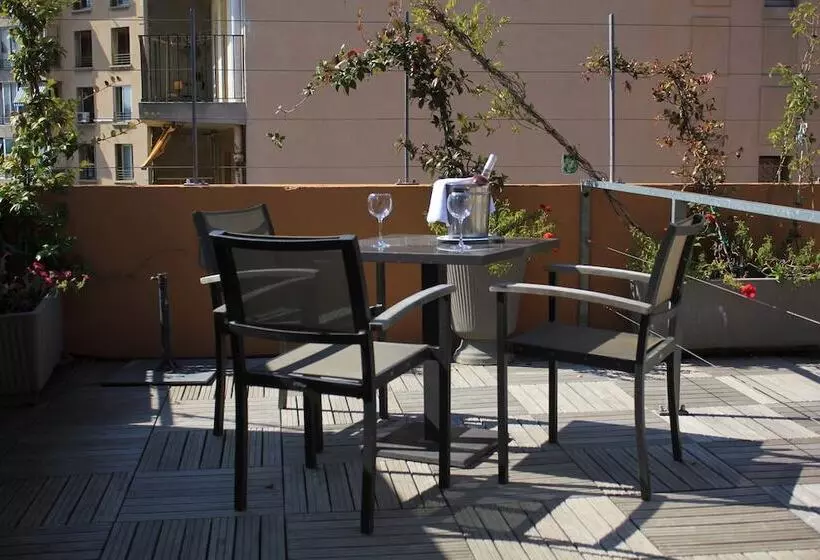Superior Room with Terrace, Hôtel Saint Christophe Aix En Provence Centre Ville
