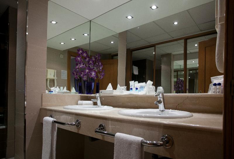 エクゼクティブルーム, Tanoa Waterfront