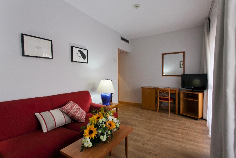 Executive Room, Tanoa Waterfront