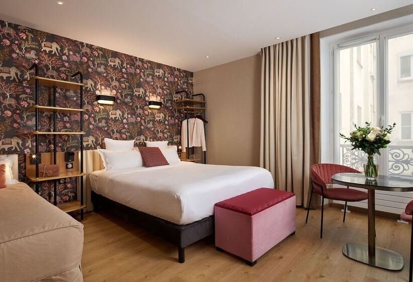 اتاق سوپریور, Tourisme Avenue