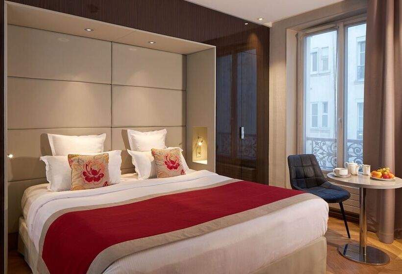 سوییت جونیور, Tourisme Avenue