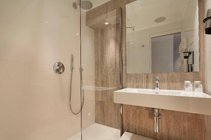 اتاق سوپریور, Tourisme Avenue