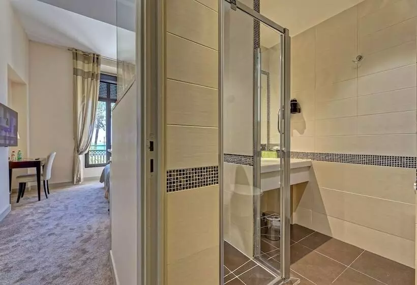 اتاق سوپریور با چشم‌انداز دریا, Westminster Hotel & Spa Nice