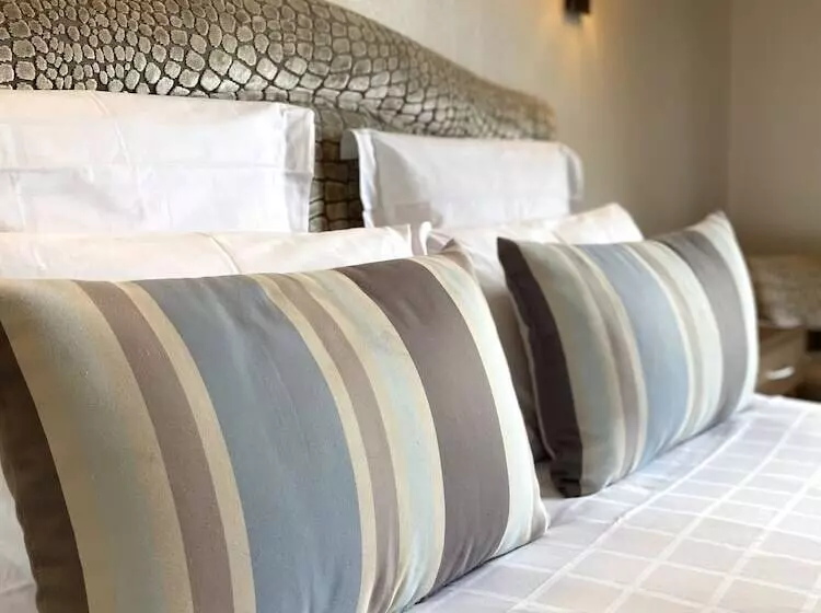 اتاق استاندارد با چشم‌انداز دریا, Westminster Hotel & Spa Nice