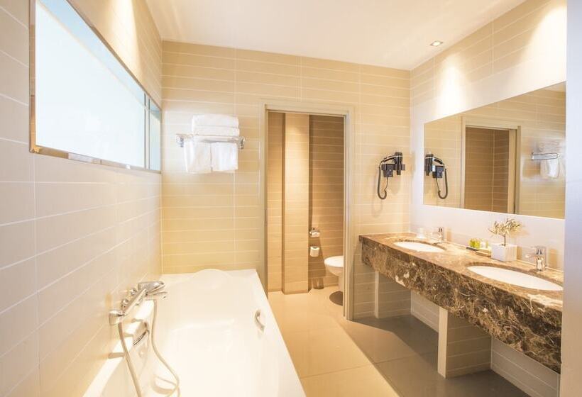 جناح مطلّ علي البحر, Westminster Hotel & Spa Nice