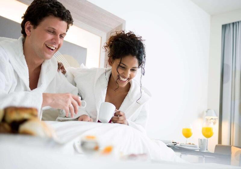 غرفة سوبيريور سرير كينج, Novotel Chartres