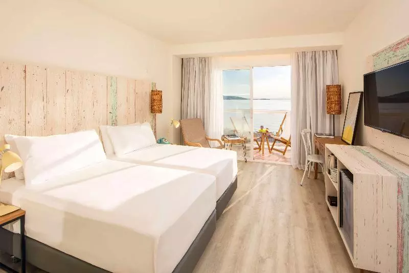 スイート, Novotel Paris Est