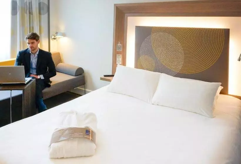 エクゼクティブルーム, Novotel Saclay