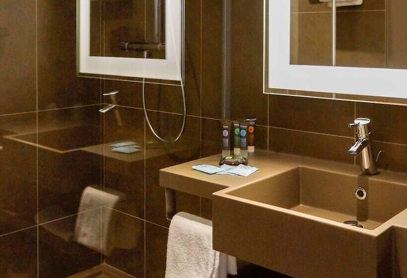 غرفة كلاسيكية, Novotel Saclay