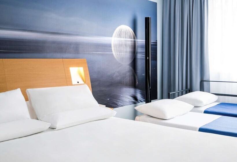 Классический Номер, Novotel Saclay