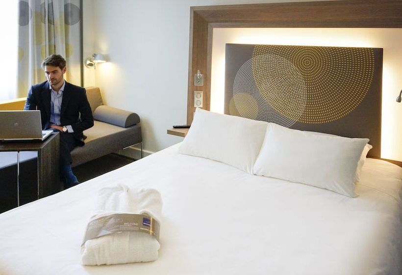 エクゼクティブルーム, Novotel Saclay