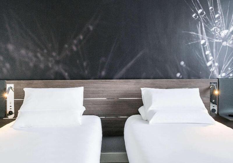 クラシックルーム, Novotel Saclay