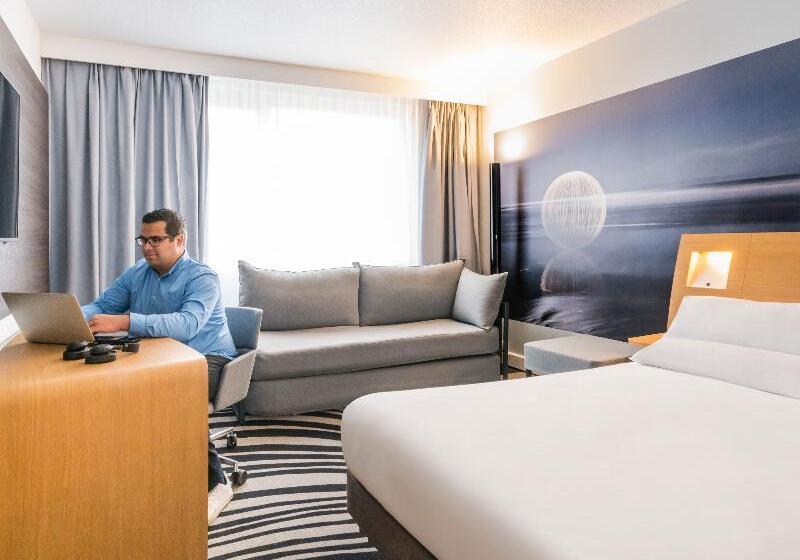 غرفة كلاسيكية, Novotel Saclay