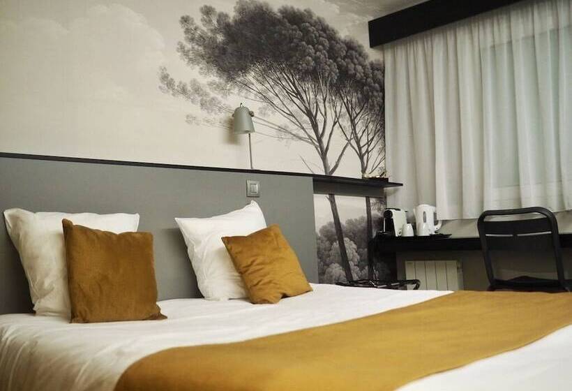 Номер Стандарт, The Originals City, Hotel Central Parc, Oyonnax