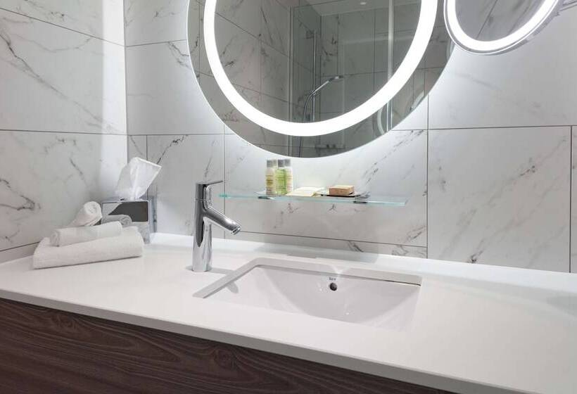 스탠다드 룸, Doubletree By Hilton Bath